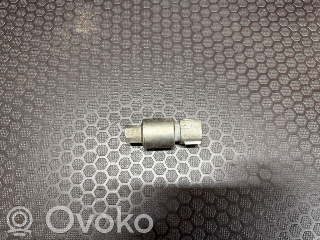 Ford Focus Gaisa kondicioniera spiediena sensors 