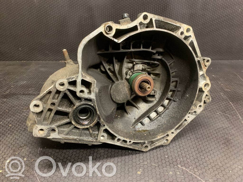 Opel Zafira A Scatola del cambio manuale a 5 velocità 