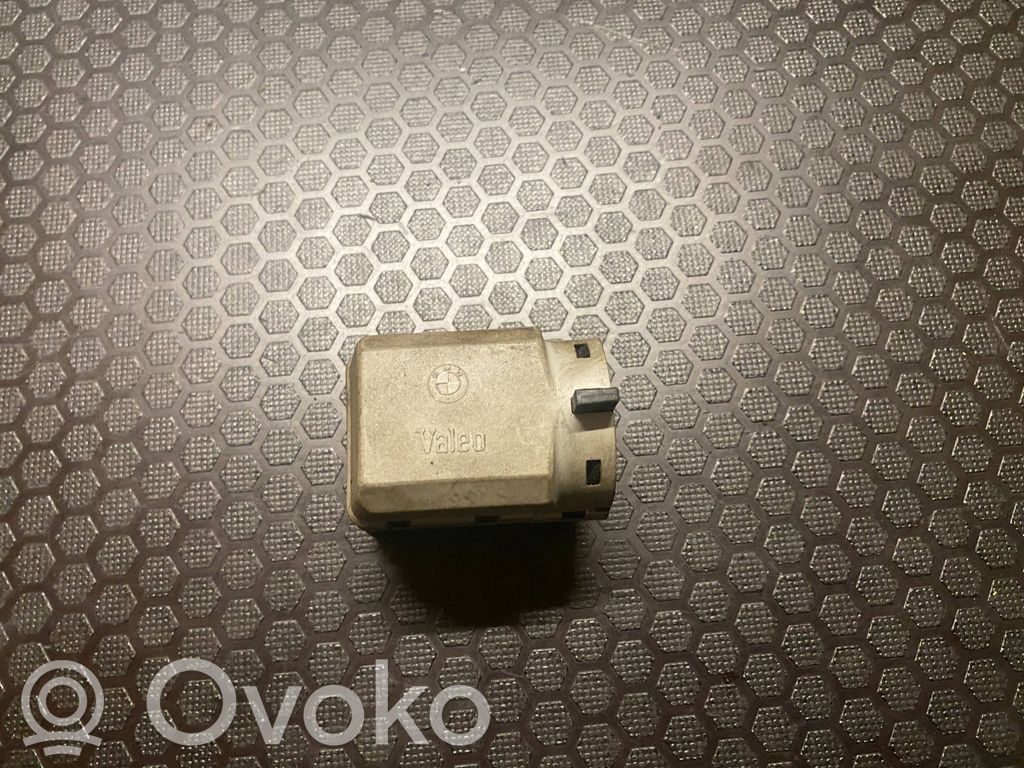 BMW 5 E39 Užvedimo spynelės kontaktai 