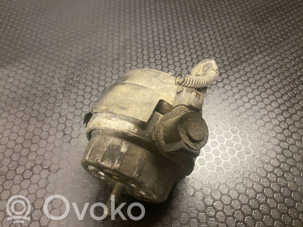 Engine mount bracket   4F0199382AS
