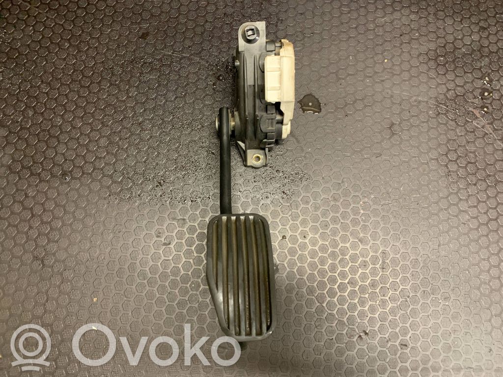 Volvo S80 Kaasupoljin 
