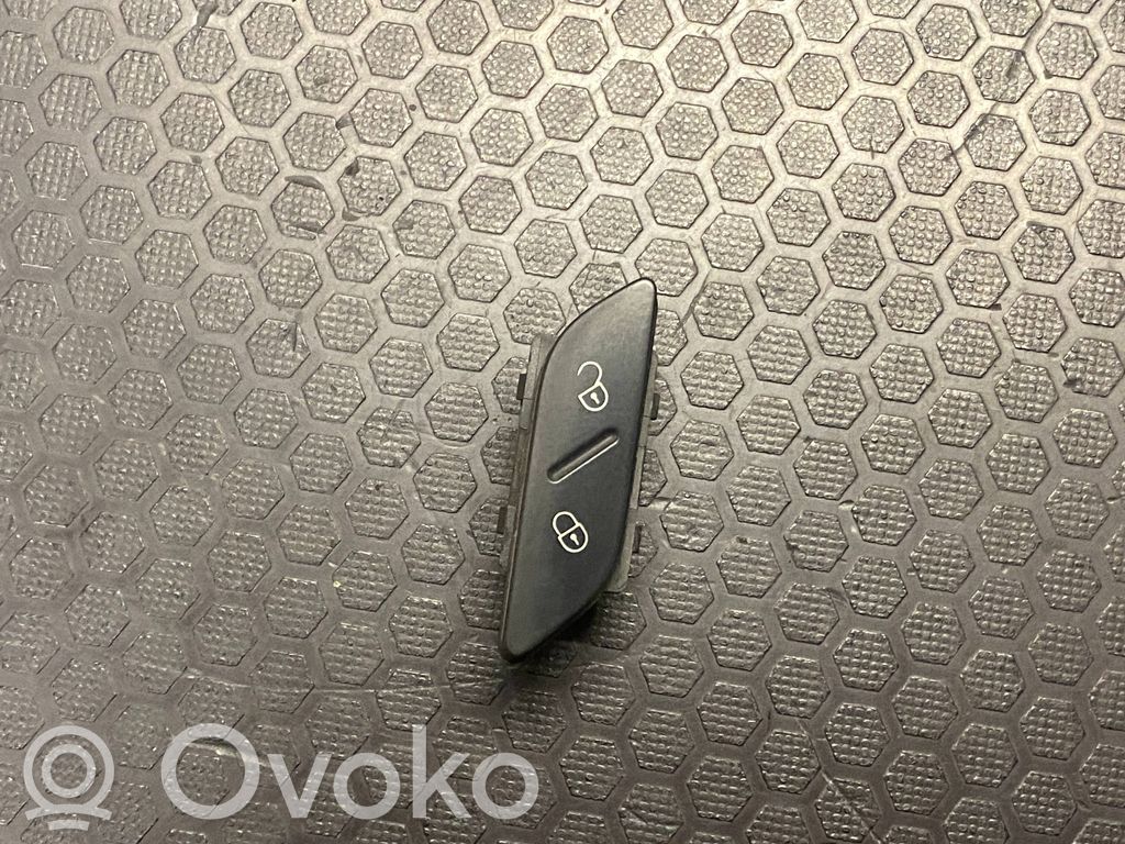 Volkswagen Golf VI Central locking switch button 