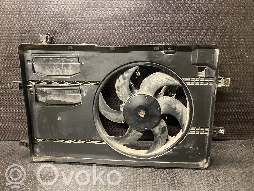 Mitsubishi Colt Elektryczny wentylator chłodnicy 
