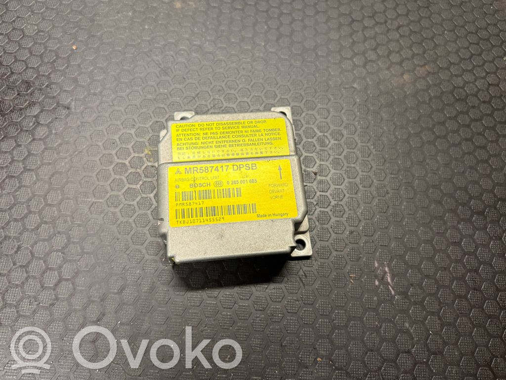 Mitsubishi Colt Airbag control unit/module 