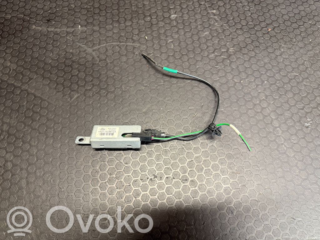 Ford S-MAX Antenos stiprintuvas 