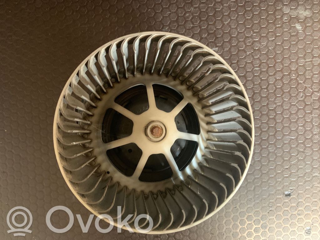 Peugeot 407 Mazā radiatora ventilators 