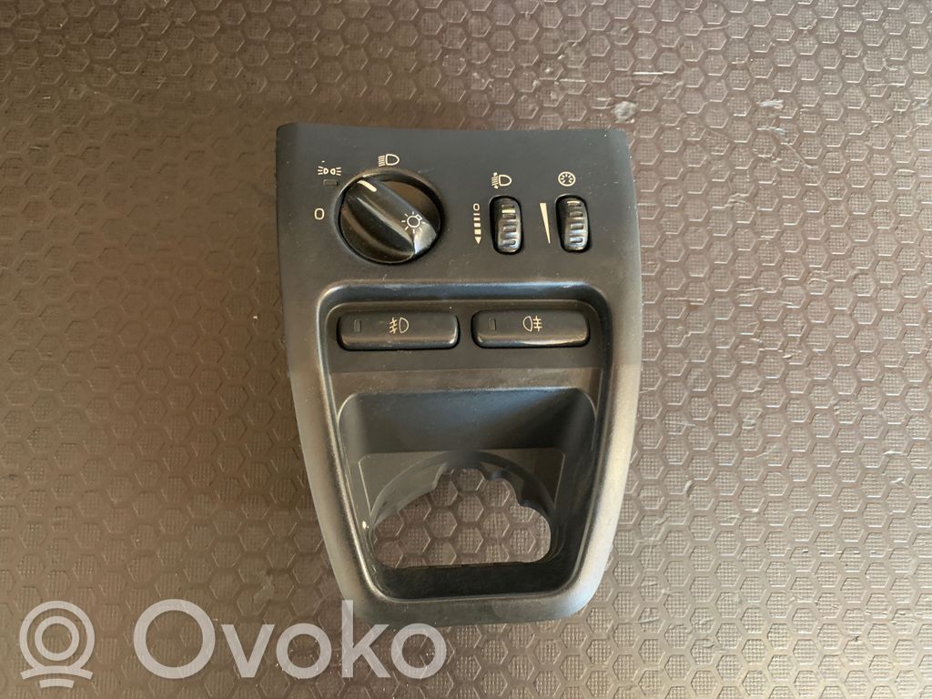 Volvo XC90 Light switch 