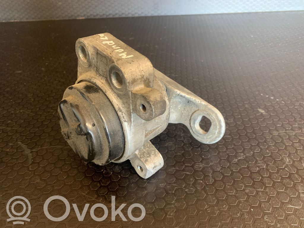 Ford Mondeo Mk III Engine mount bracket 