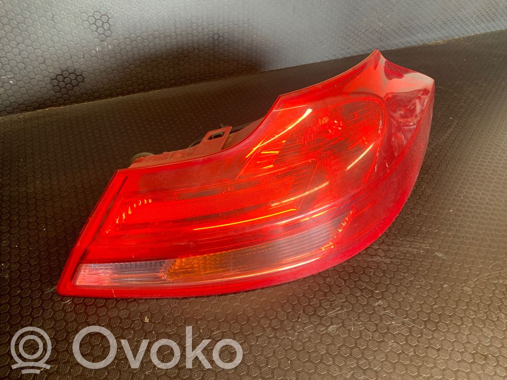 Opel Insignia A Lampy tylnej klapy bagażnika 