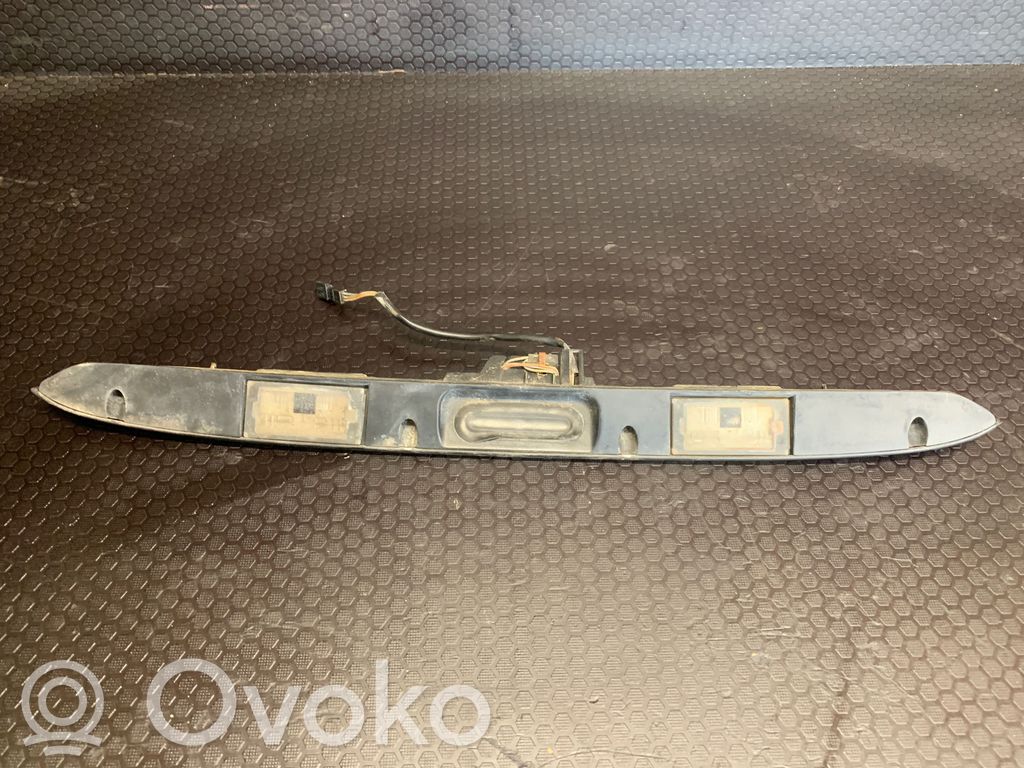 BMW 3 E46 Galinio dangčio numerio apšvietimo juosta 