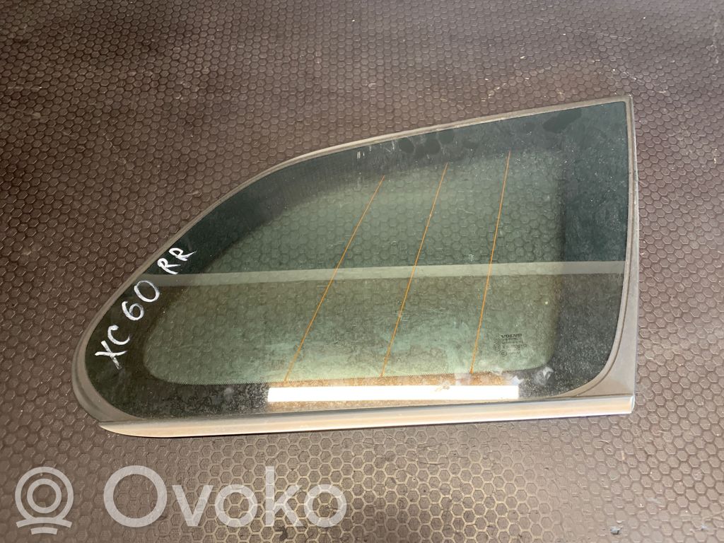 Volvo XC60 Rear side window 