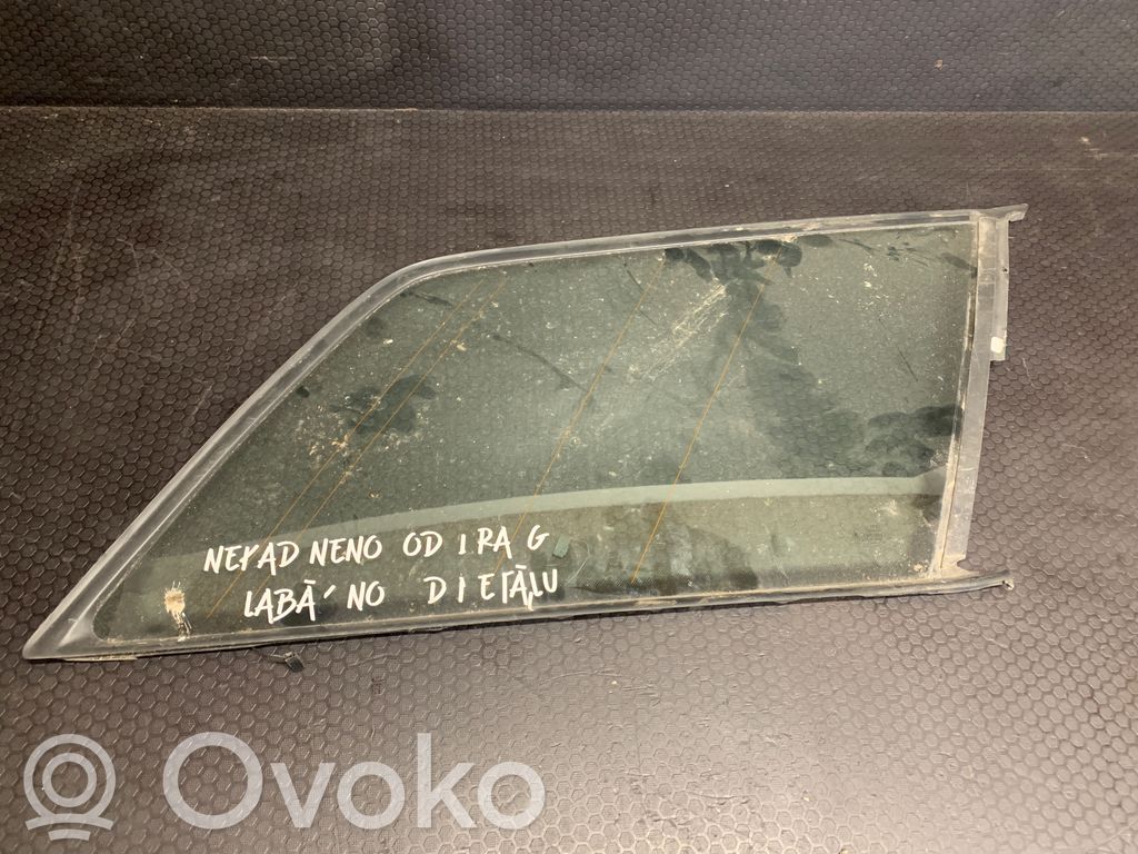 Szyba karoseryjna tylna   43R00137,DOT22M946AS