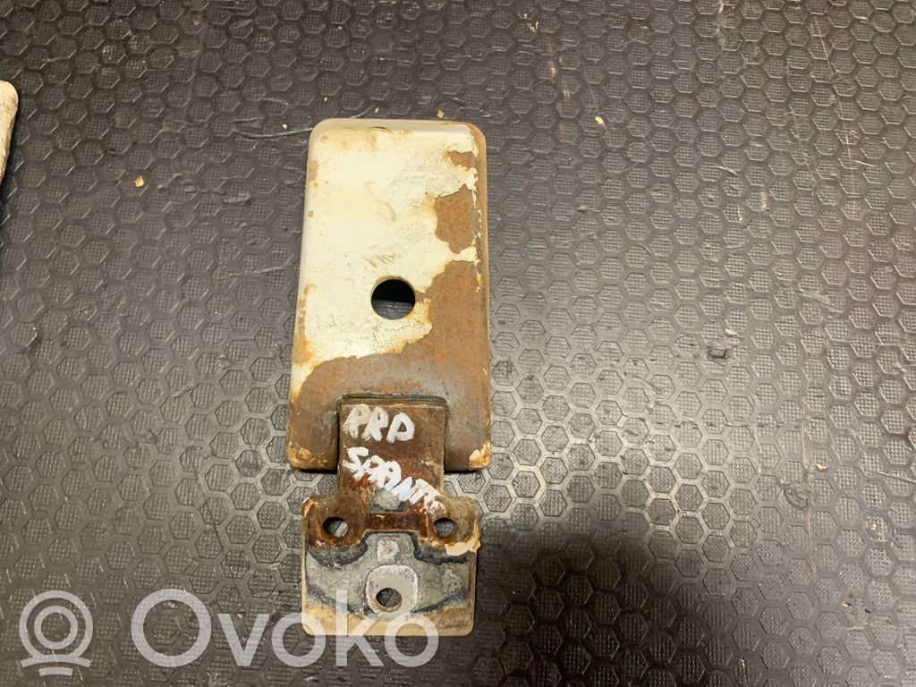 Mercedes-Benz Sprinter W901 W902 W903 W904 Rear door lower hinge 
