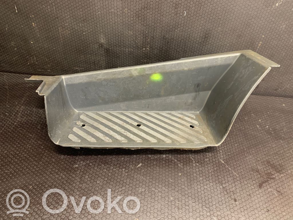 Mercedes-Benz Sprinter W901 W902 W903 W904 Listwa progowa przednia 