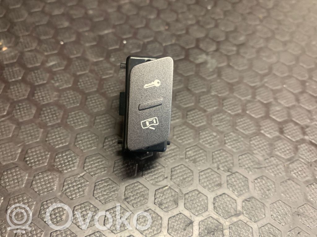 Volkswagen Phaeton Central locking switch button 