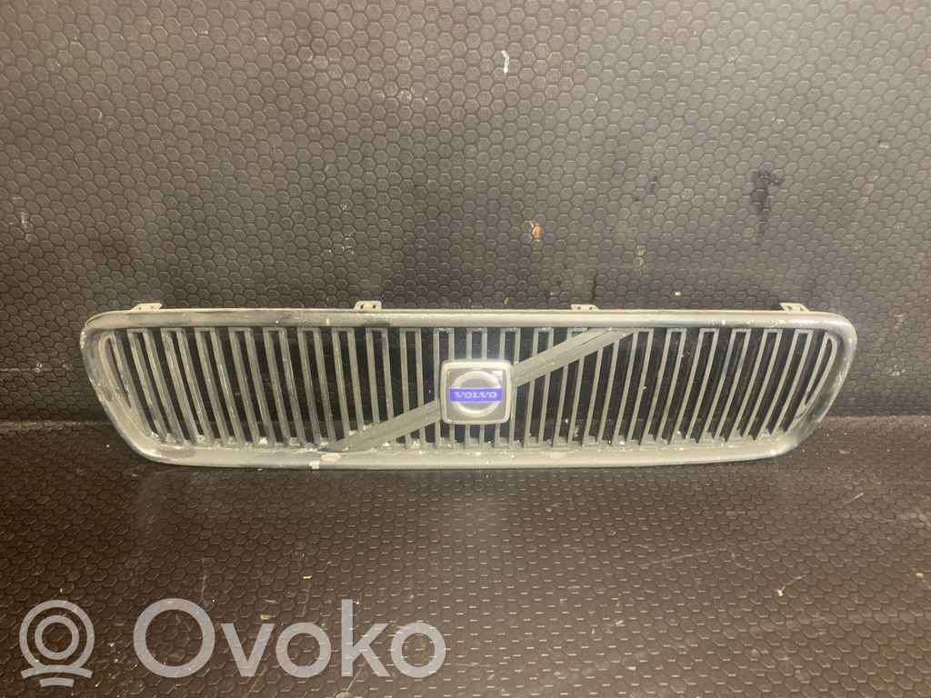 Volvo V50 Etusäleikkö 