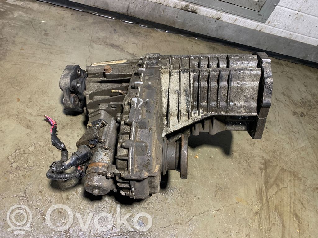 Volkswagen Touareg I Pavarų dėžės reduktorius (razdatkė) 
