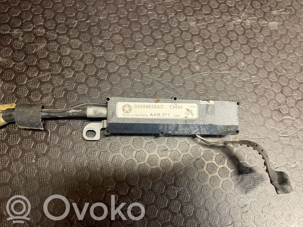 Chrysler Grand Voyager IV Aerial antenna amplifier 
