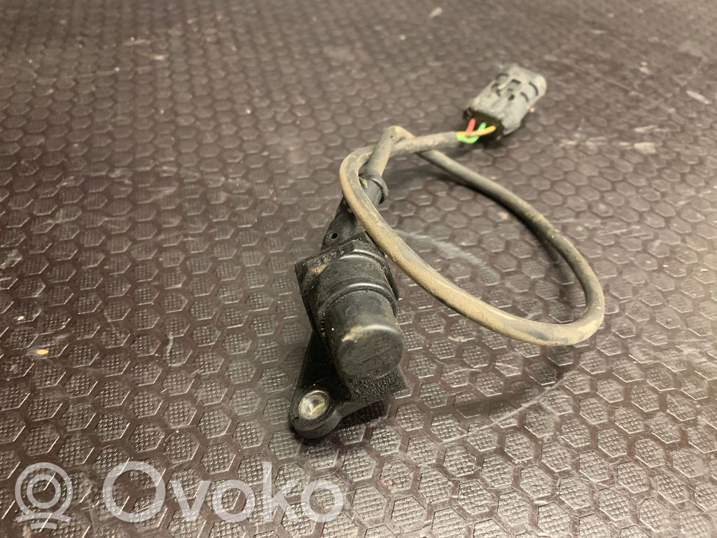 Opel Vectra B Camshaft position sensor 