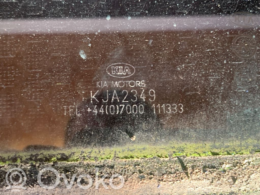 KIA Sorento Front door window glass four-door 