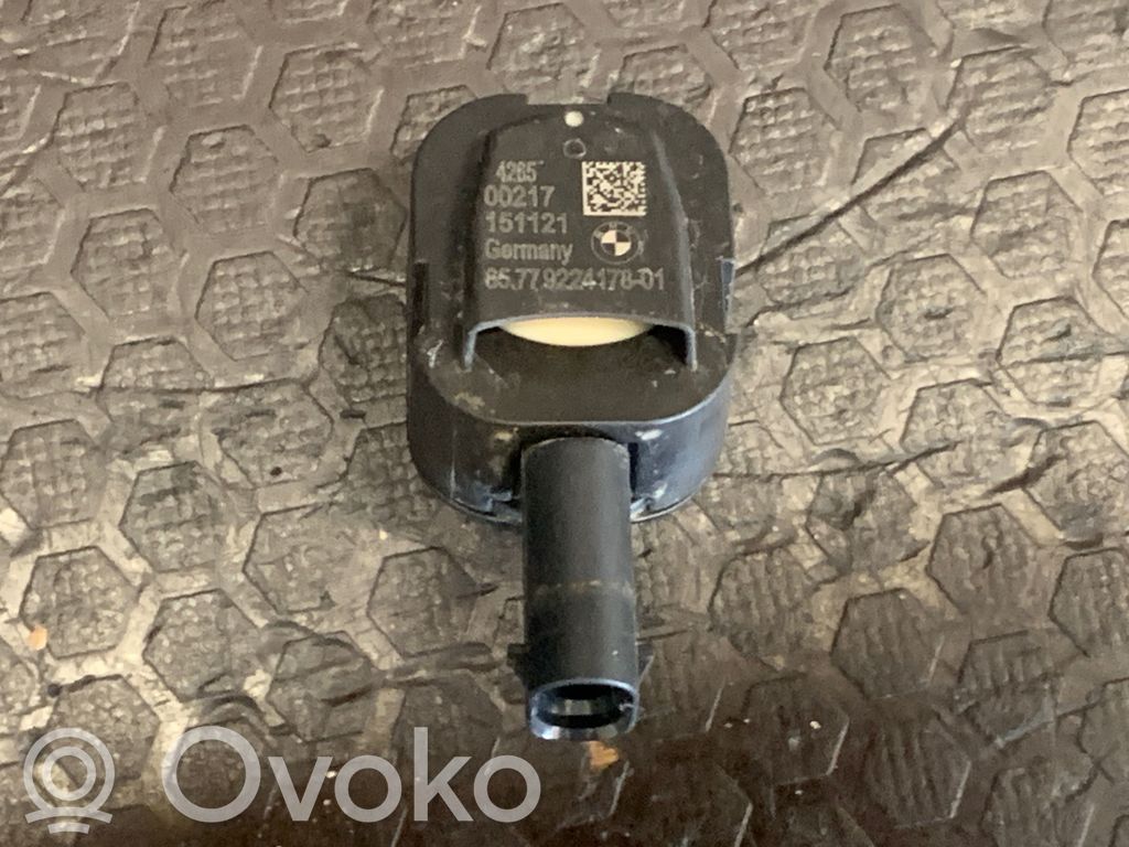 BMW 5 F10 F11 Czujnik uderzenia Airbag 
