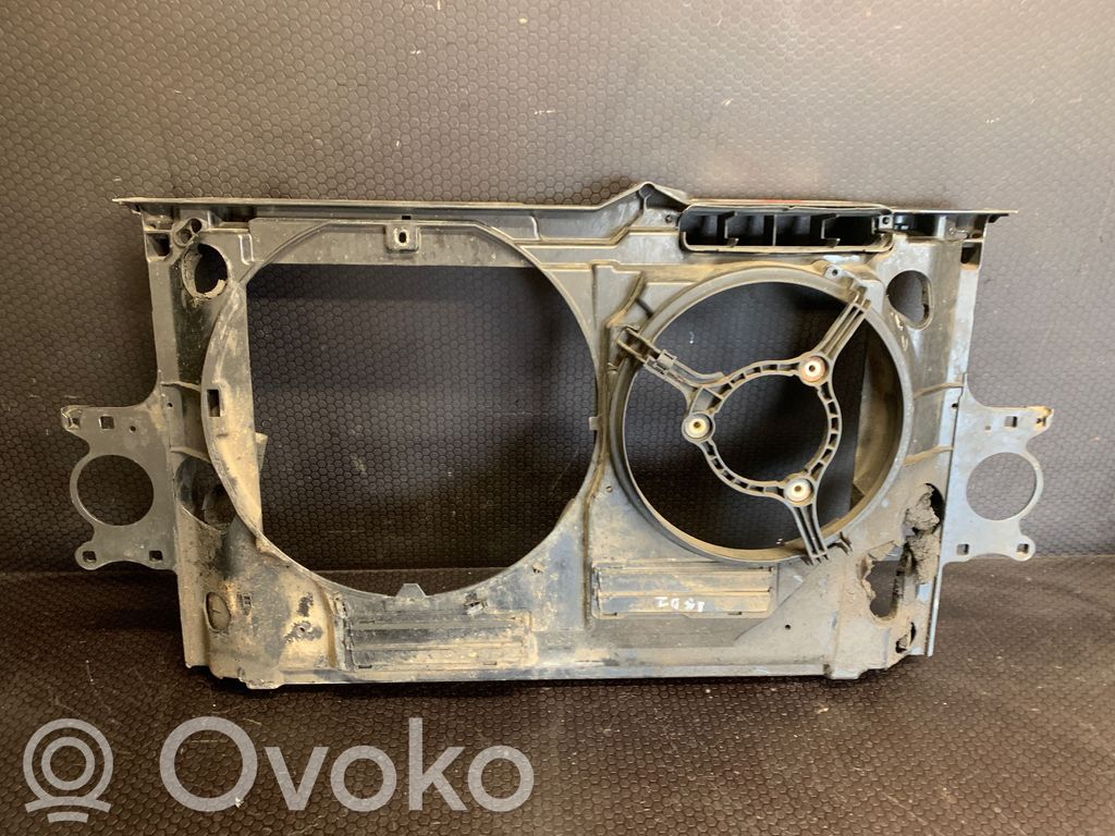 Audi A8 S8 D2 4D Radiatoru panelis 