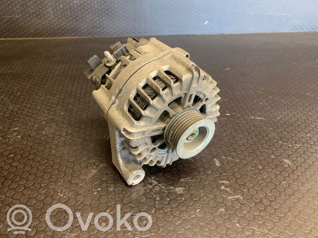 BMW X1 E84 Ģenerators 