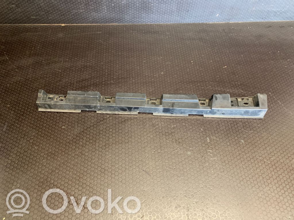 BMW X1 E84 Sill supporting ledge 