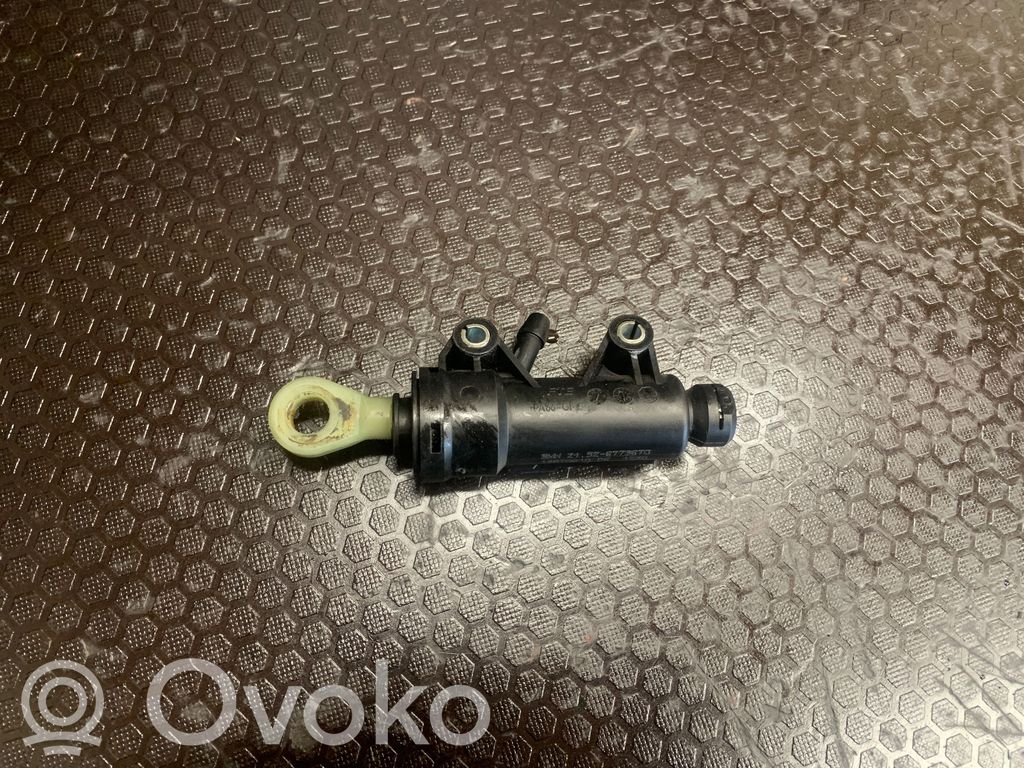 BMW X1 E84 Cilindro de embrague hidráulico 