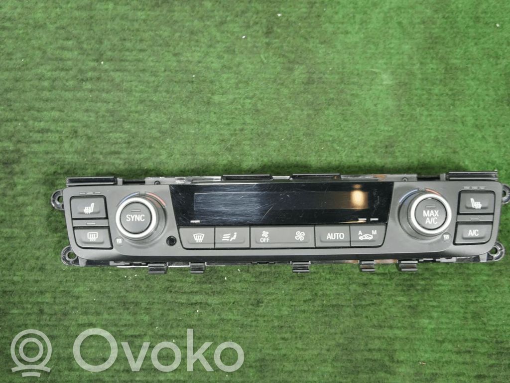 BMW i8 Console centrale, commande chauffage/clim 