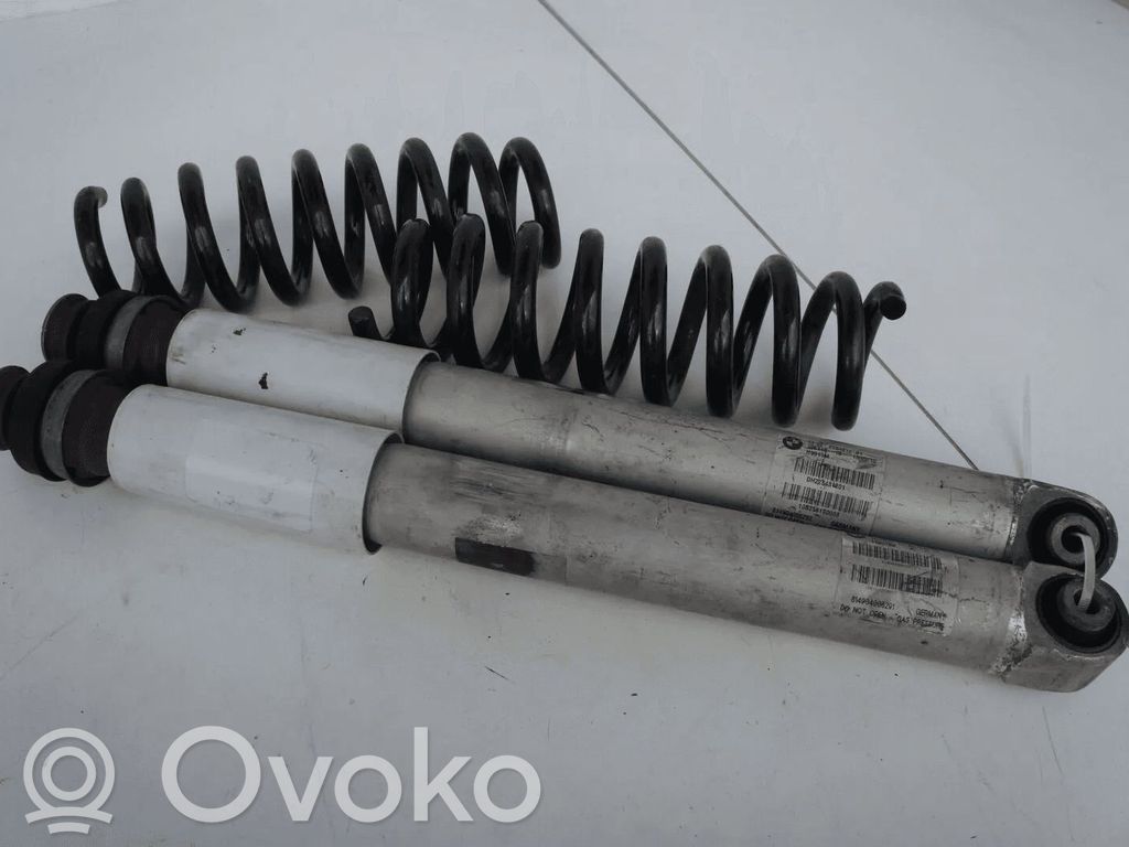Etuiskunvaimennin   33522284312