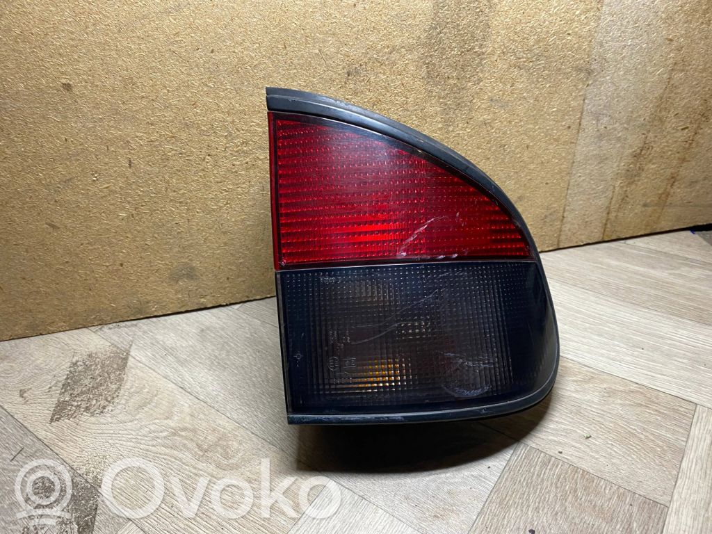 Lampa tylna   7700808304
