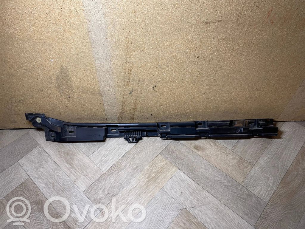 BMW 5 F10 F11 Ślizg listwy progowej 