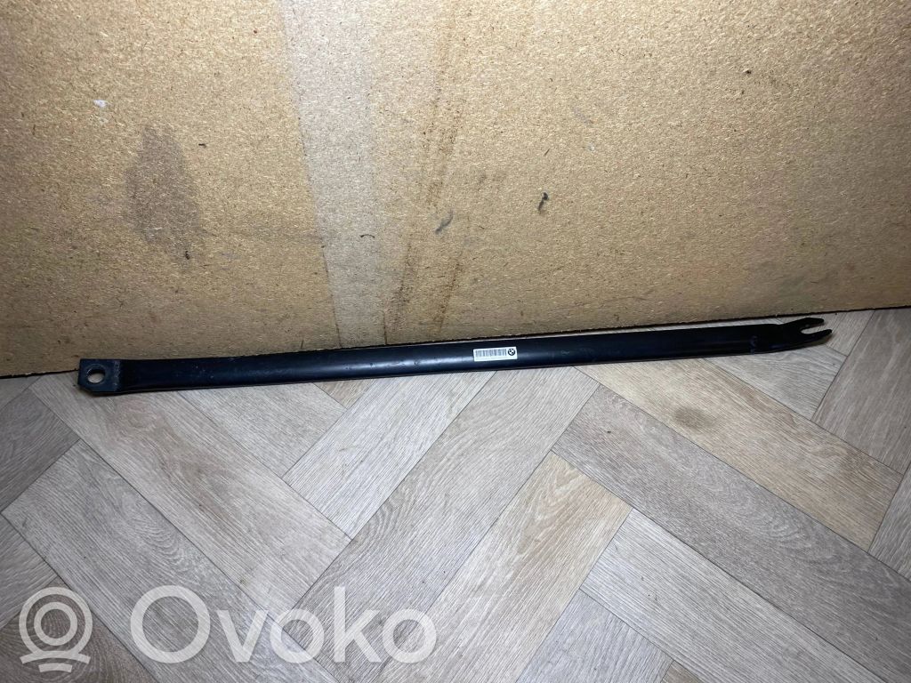 BMW 1 E81 E87 Other engine bay part 