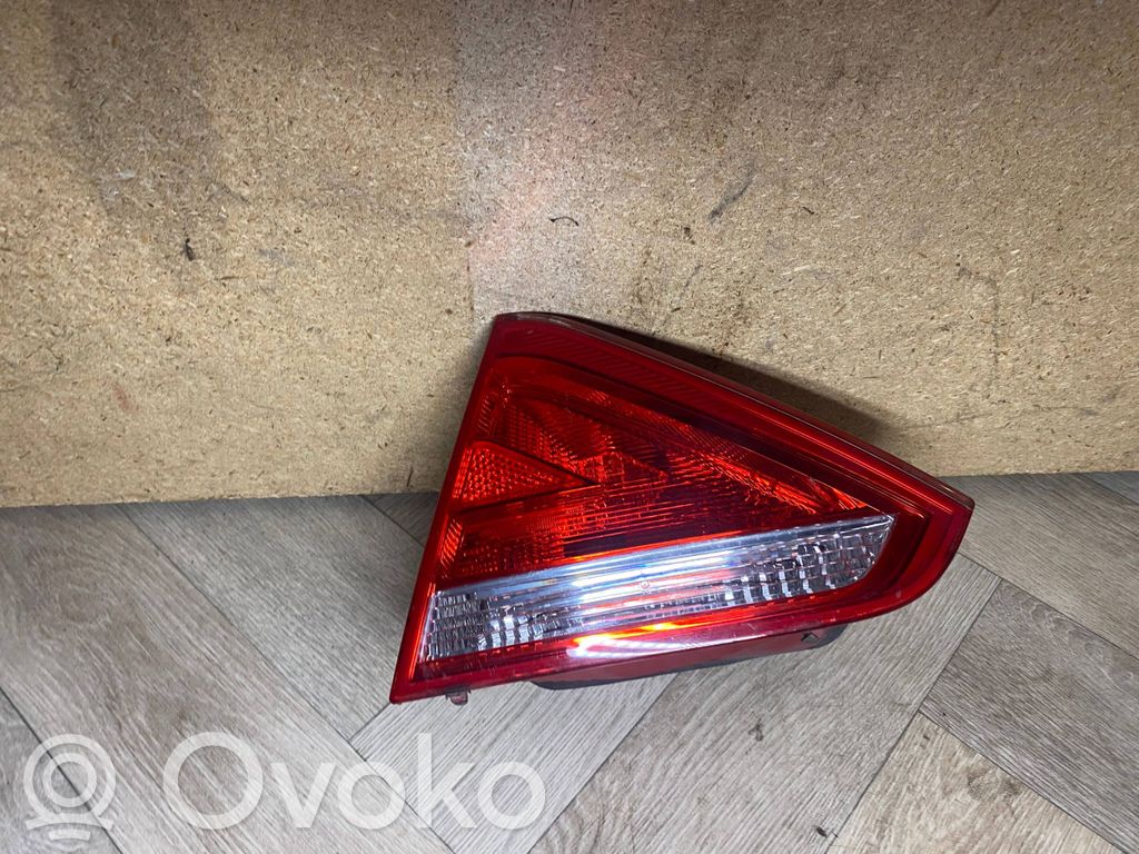 Audi A5 8T 8F Tailgate rear/tail lights 