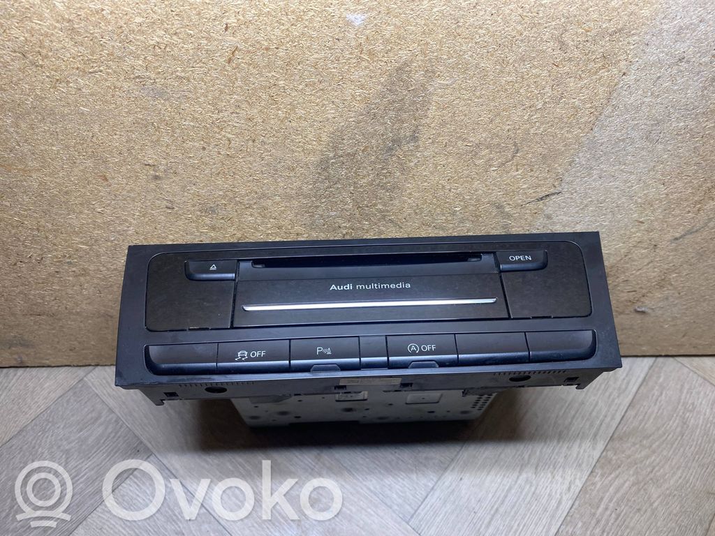 Audi A4 S4 B8 8K Panel / Radioodtwarzacz CD/DVD/GPS 