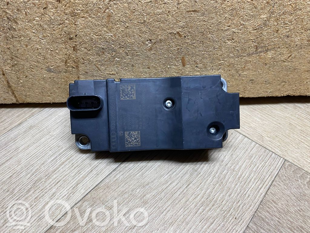 Audi A4 S4 B9 Vairo užraktas 