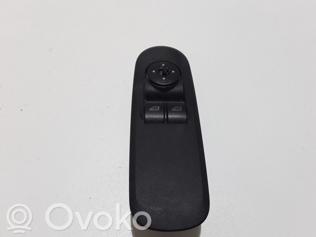 Electric window control switch   A3003630075,30032006,6M2T14A132CB