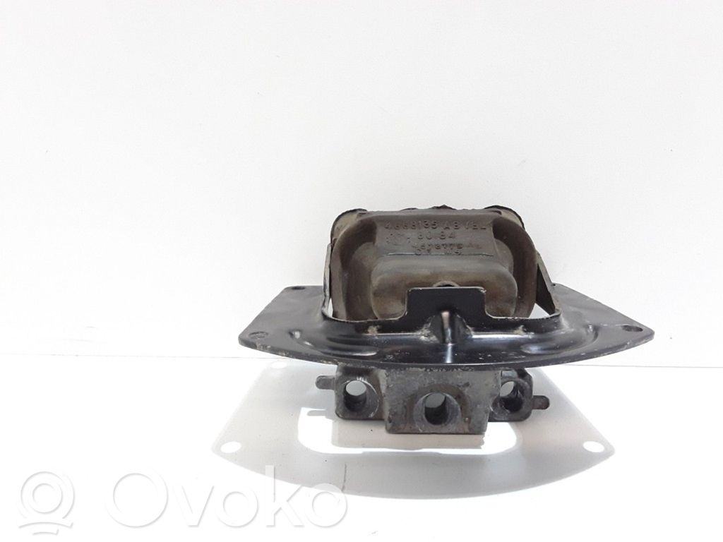 Chrysler Sebring (ST-22 - JR) Engine mount bracket 