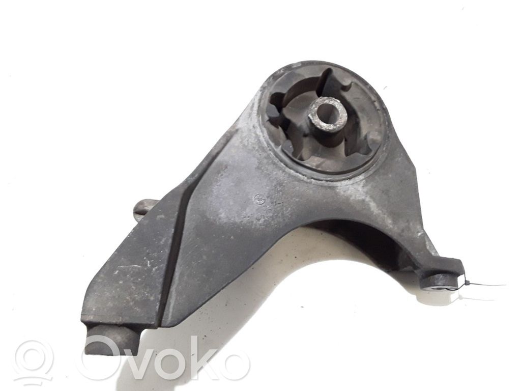 Engine mount bracket   X04140