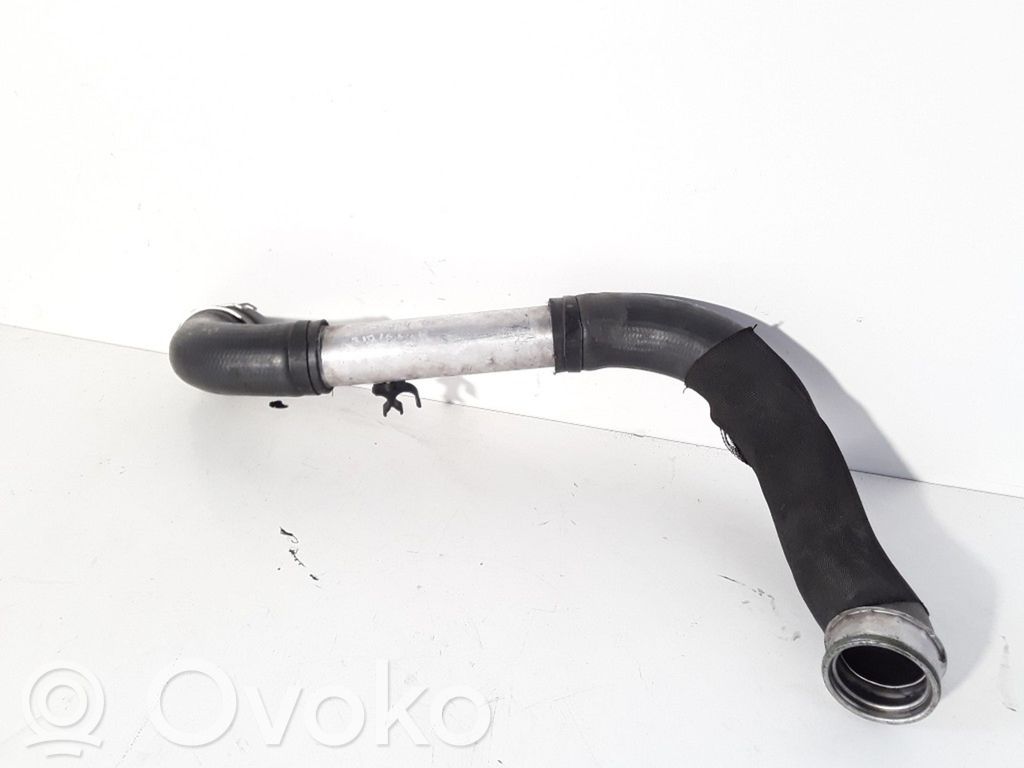Intercooler hose/pipe