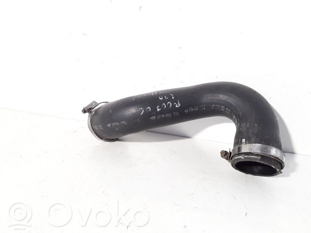 Intercooler hose/pipe