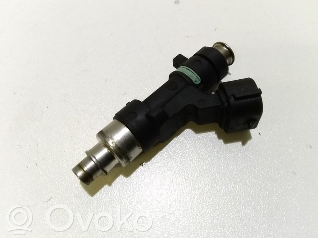 Nissan X-Trail T31 Inyector de combustible 