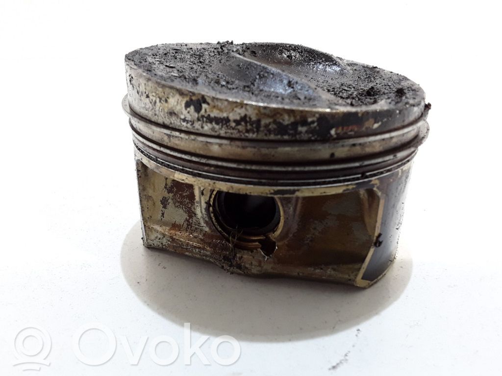 Piston