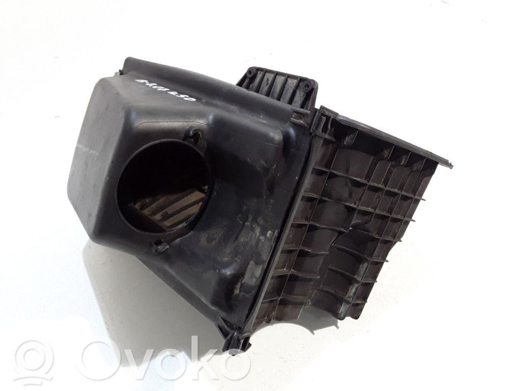 Air filter box