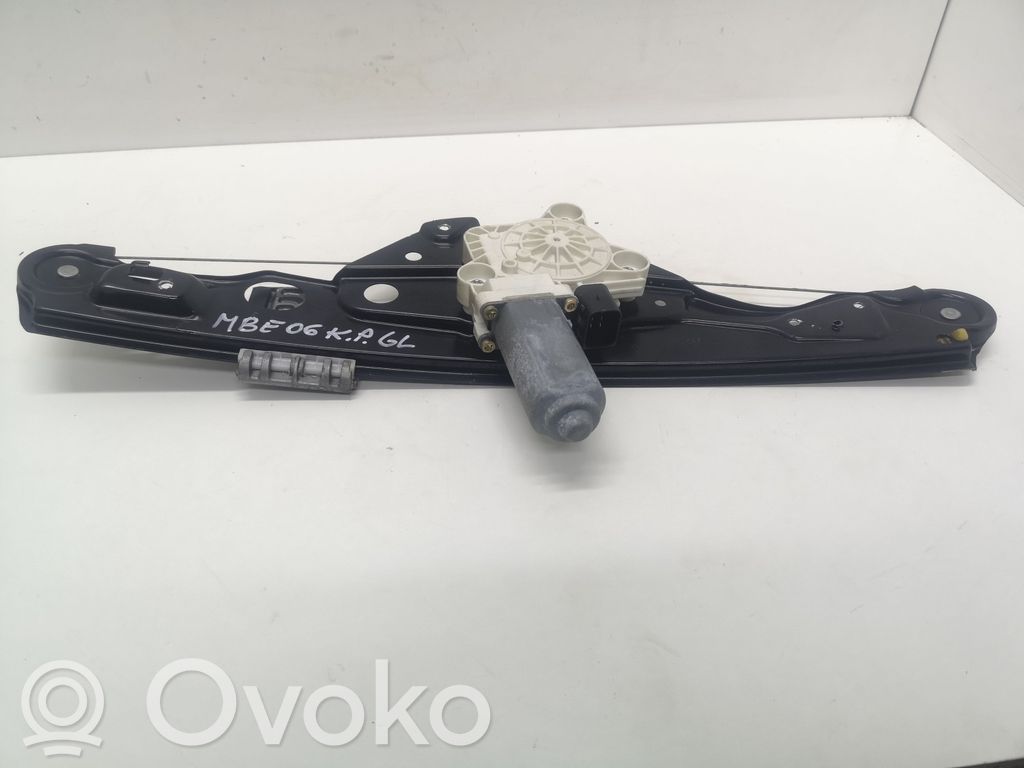 Mercedes-Benz E W211 Elektryczny podnośnik szyby drzwi tylnych 