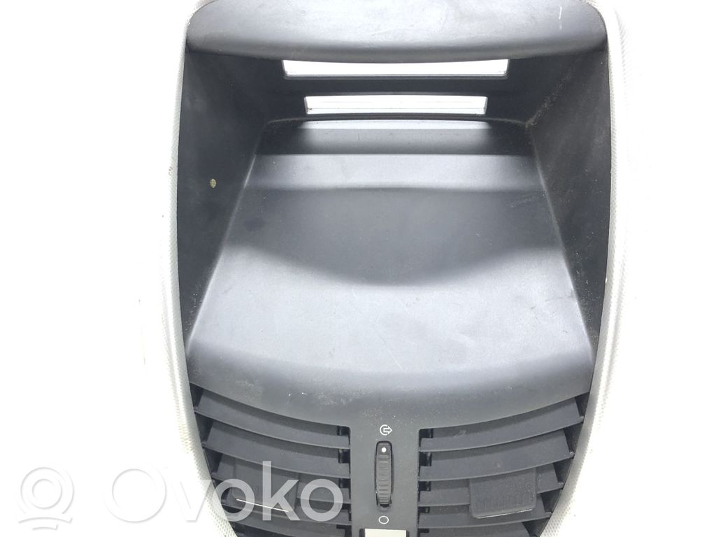 Peugeot 207 Rejilla de ventilación central del panel 