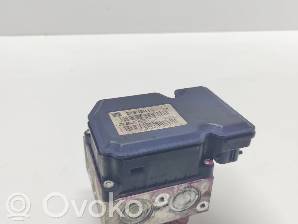 Opel Insignia A ABS Pump 