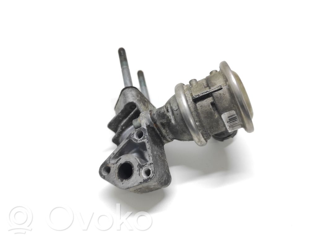 Volkswagen PASSAT B5.5 Válvula EGR 