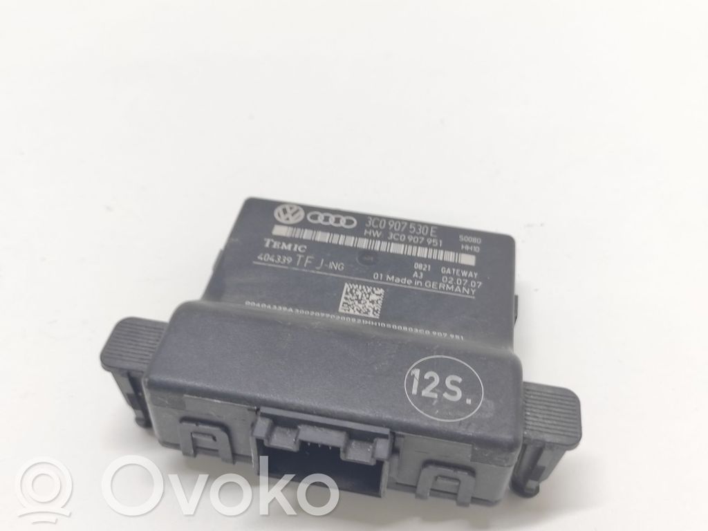Volkswagen PASSAT B6 Gateway control module 